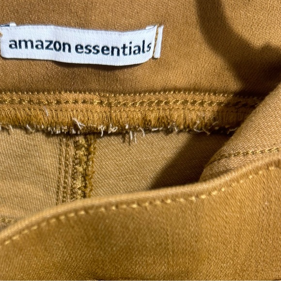 Mustard yellow jegging size 16 women NWT in great condition - Picture 3 of 6